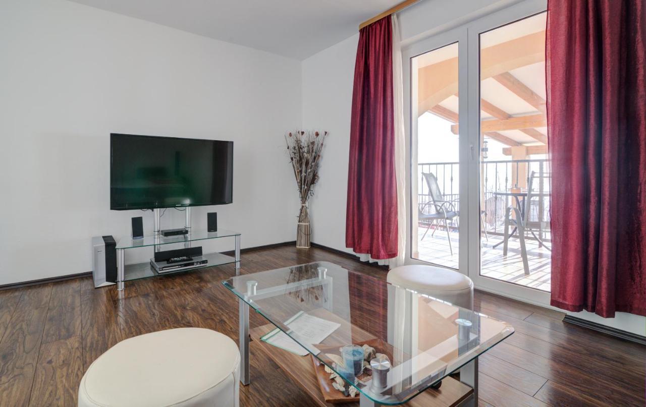 Apartments Lucia Senj 1 Extérieur photo